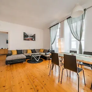 85m² Leitermayergasse 酒店
